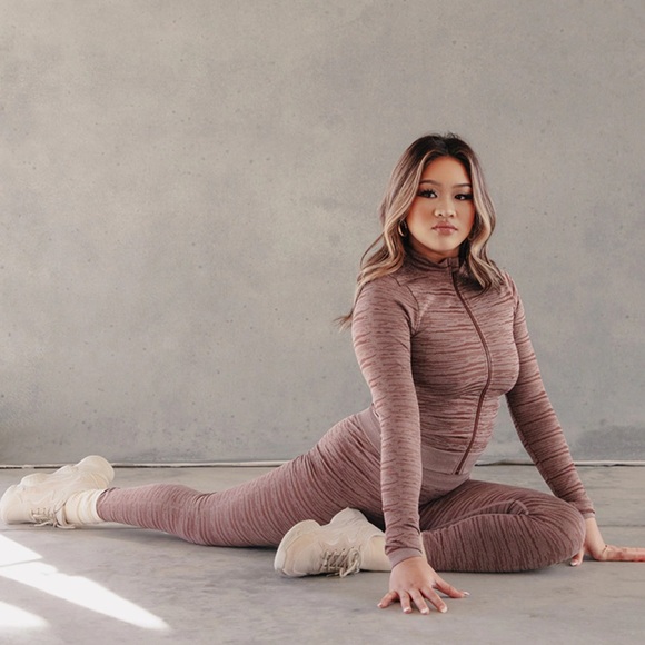 PrettyLittleThing Pants - PLT TWO PIECE SET